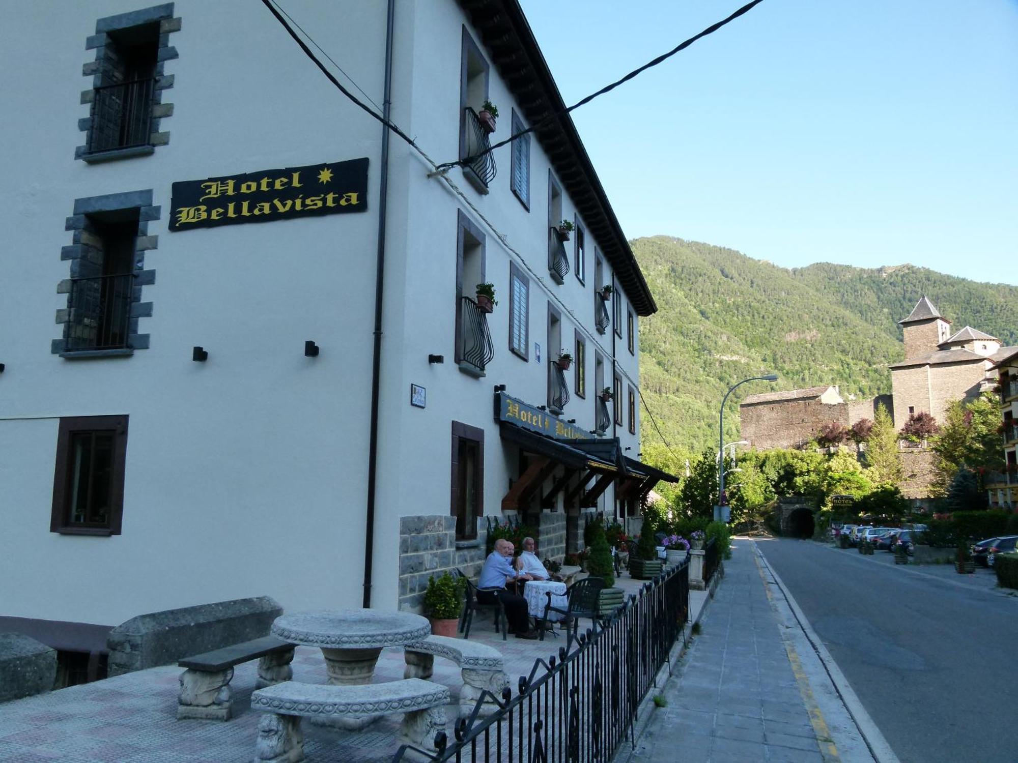Hotel Bellavista Ordesa 托尔拉 外观 照片