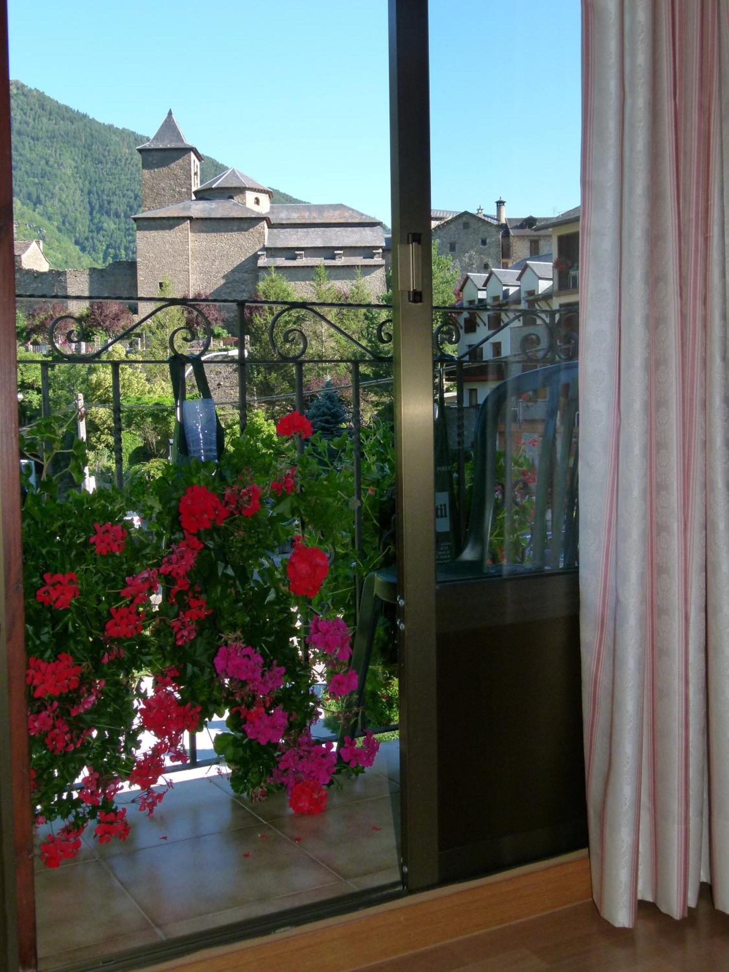 Hotel Bellavista Ordesa 托尔拉 外观 照片